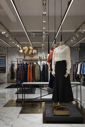 服裝店空間設(shè)計(jì)圖片,服裝店空間設(shè)計(jì)圖