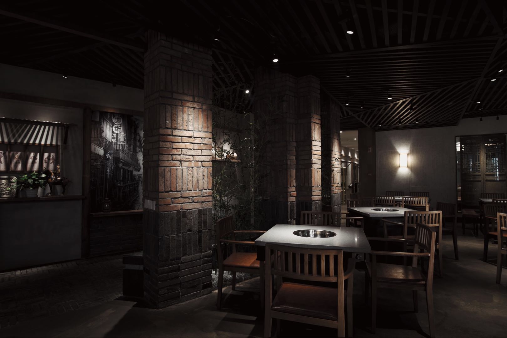 火鍋店裝飾布局圖,火鍋店空間設(shè)計(jì)效果圖