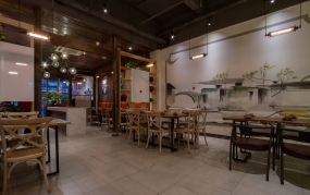 簡約快餐店裝修設(shè)計圖片