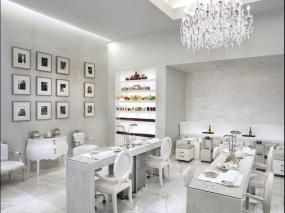 現(xiàn)代歐式風格美甲店裝修圖片