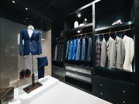 簡(jiǎn)約時(shí)尚風(fēng)格婚紗禮服店面裝修效果圖