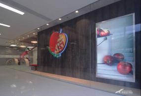 現(xiàn)代簡約建筑風(fēng)格童裝店招牌效果圖