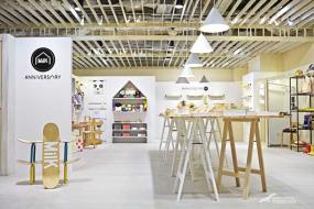 普通童裝店簡單室內(nèi)裝修效果圖