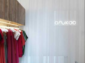 高級(jí)韓國(guó)女服裝店裝修效果圖片