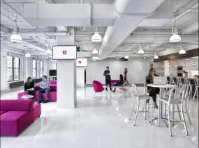 企業(yè)辦公室簡約室內裝修實景圖片