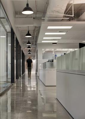 復式寫字樓loft辦公室設計裝修效果圖片