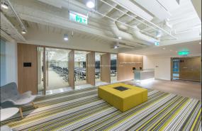 游戲公司辦公室最新室內(nèi)裝修設(shè)計圖片賞析