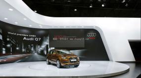 汽車(chē)展廳裝修高清效果圖