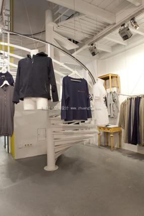 最新大型服裝店設(shè)計(jì)裝飾效果圖