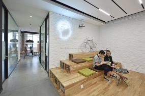 辦公室實(shí)木地板裝修高清圖片