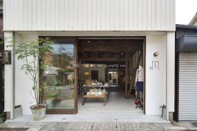 女裝專(zhuān)賣(mài)店室內(nèi)裝修效果圖大全