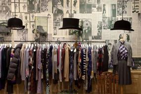 服裝專賣店裝潢效果圖片