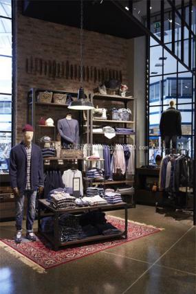 精品服裝店設(shè)計(jì)裝修效果圖
