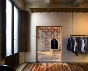 高端韓國(guó)服裝店裝修效果圖