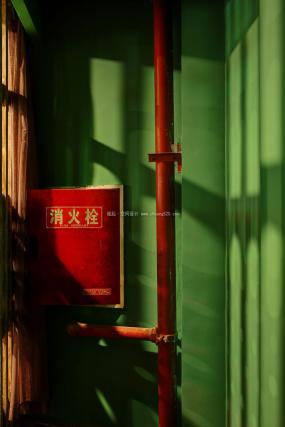 高端網(wǎng)紅奶茶店裝修圖片