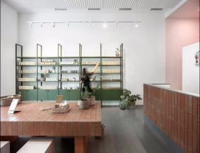 最新專賣店裝飾實(shí)景圖