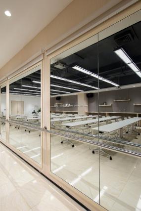 普通辦公室吊頂裝修效果圖大全