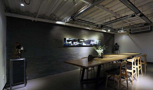 LOFT<a href=http://www.tt45tt.cn target=_blank class=infotextkey>辦公室裝修</a>效果圖片